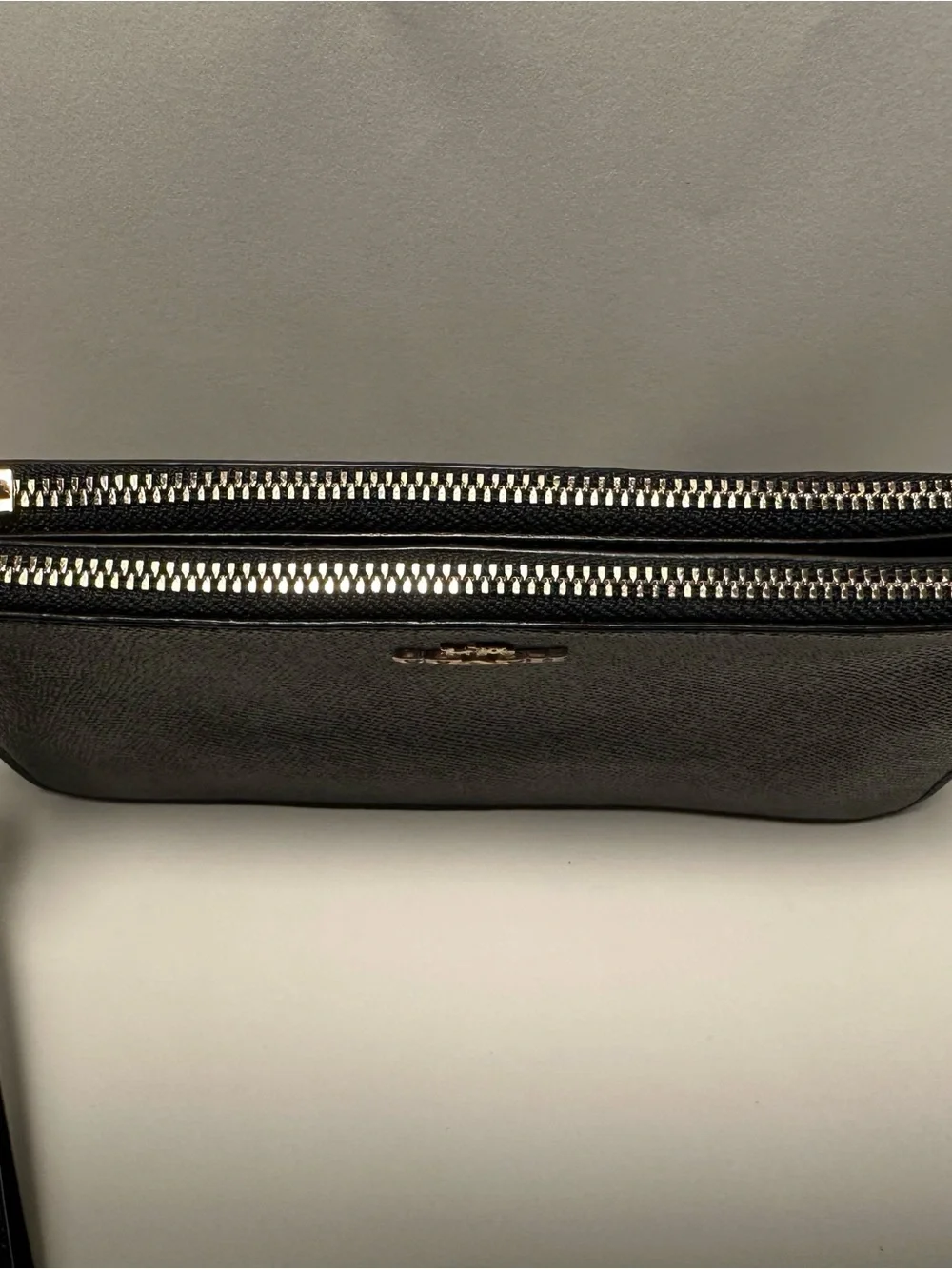 Coach compact triple